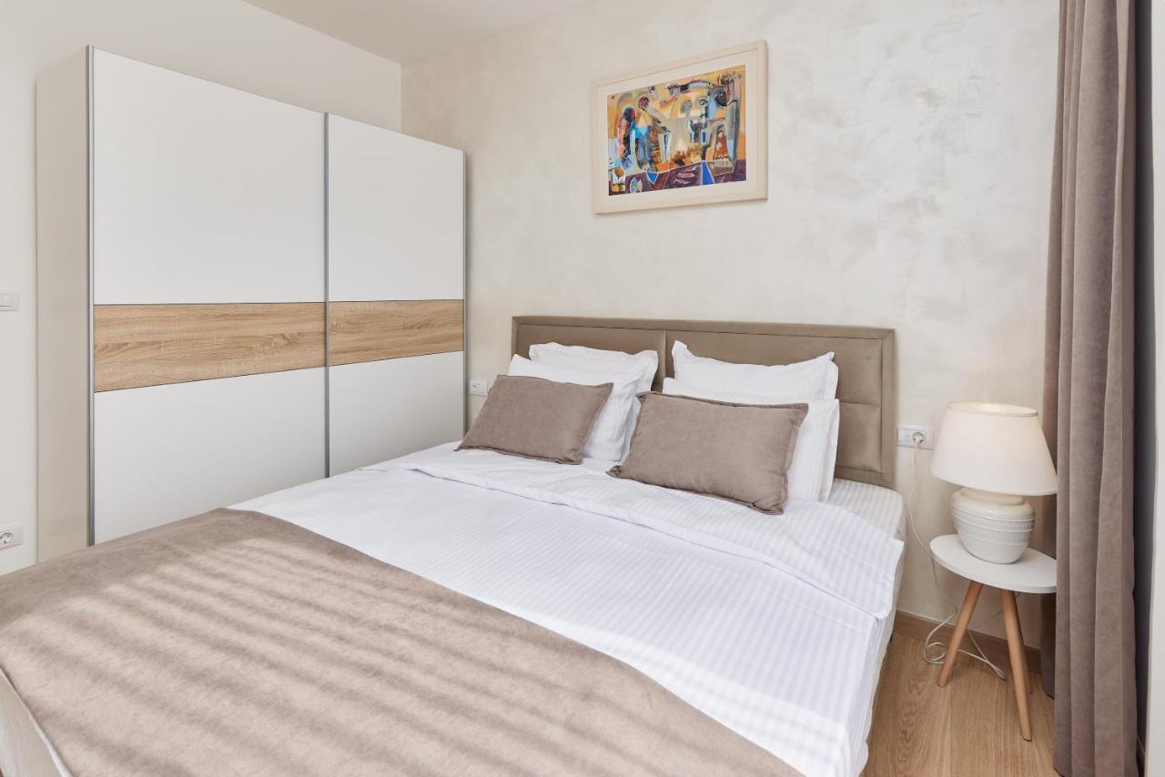 Apartment Noa With Sea View Kotor Exterior photo